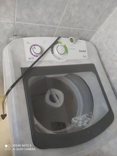 Máquina de lavar da marca Consul