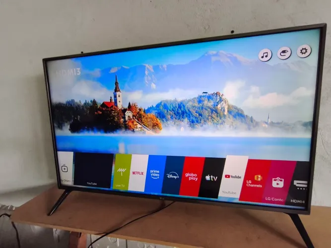 Tv 4k LG 49" Smart Wi-Fi - UHD - top