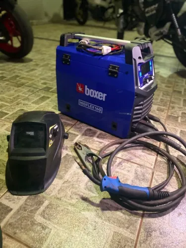 Máquina de Solda Boxer MIGFLEX 160BV 160A Bivolt Multiprocesso com Acessórios