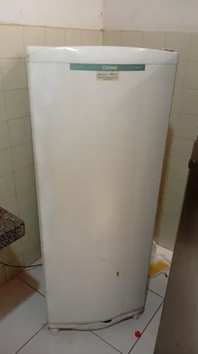 Geladeira 275L Consul