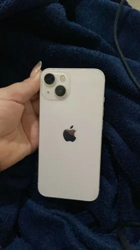iPhone 13 rose