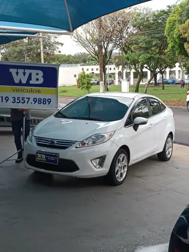 Ford Fiesta Sedan SE 1.6 16V Flex 4P 2012