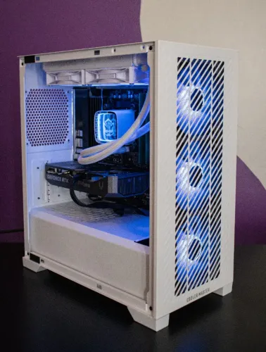 PC Gamer - Ryzen 5 7500X3D, B850M-C, RTX5060 8GB, 16GB (2x8GB)DDR5, 512GB, 750W, WC240MM
