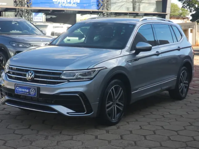 Volkswagen Tiguan Allspac R-line 300 TSI 2.0 2024
