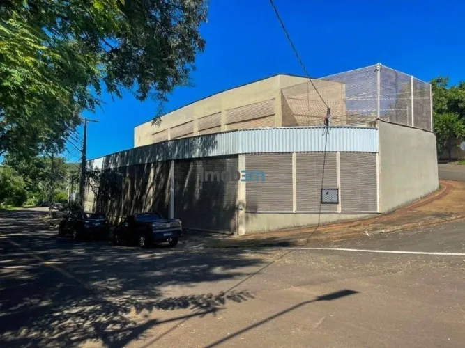 Barracão para alugar, 400 m² por R$ 8.000/mês - Portuguesa - Londrina/PR