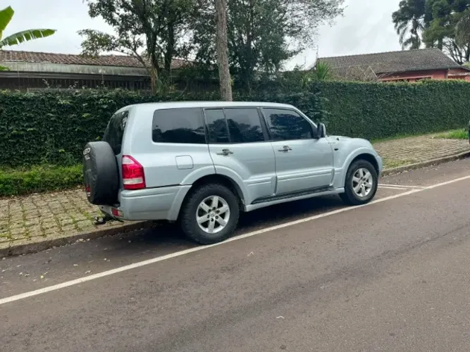 Mitsubishi Pajero Full GLS/gls/pkhpe 3.2 Dies.ti 5P 2007