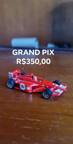 Hot Wheels Grand Prix Racing - Ferrari F1 - Escala 1:64