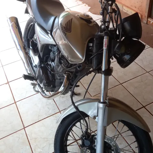 Vendo cg Titan 2008