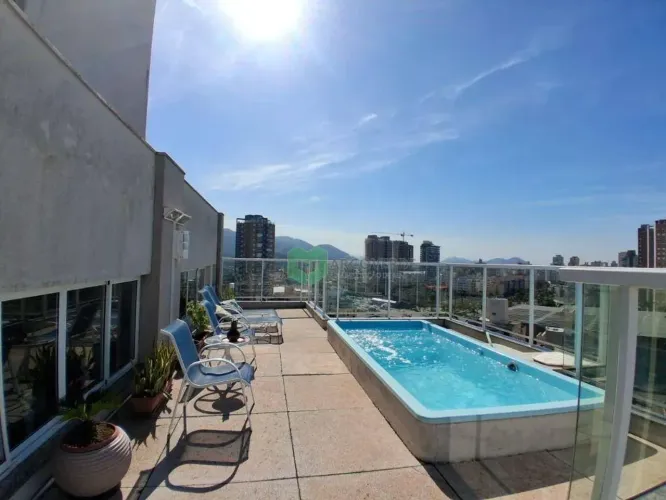 Cobertura Duplex na Praia da Enseada - Guarujá - 235 m² - venda ou locação