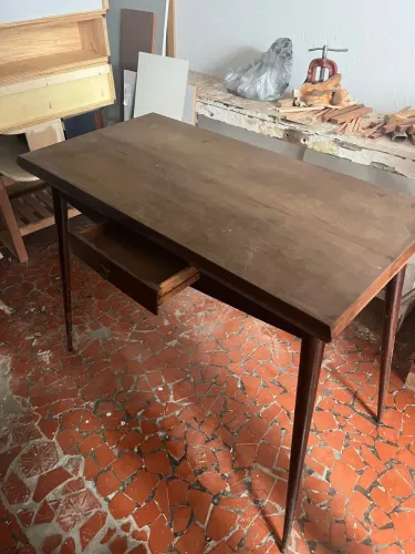 Mesa raríssima anos 60