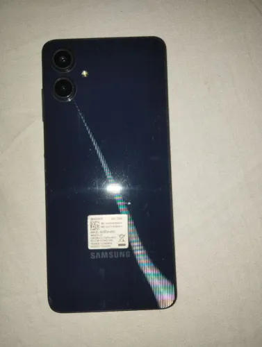 Samsung A06 impecavel