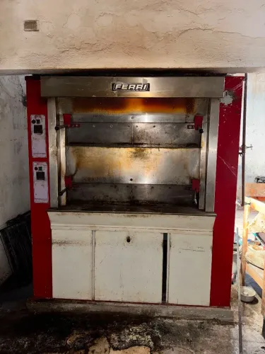 Forno a lenha pra padaria