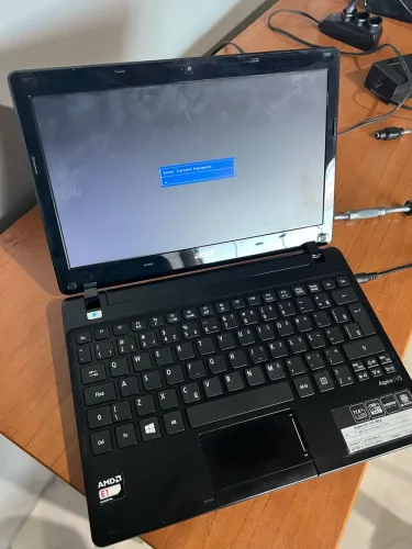 Lote com 3 notebook pequenos leia o anúncio 