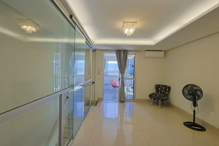 Apartamento à Venda - Monsenhor Messias, 3 Quartos, 184 m2
