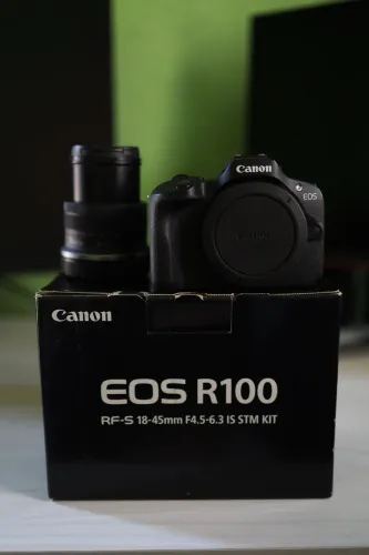 Câmera Cânon R100 (Completa)