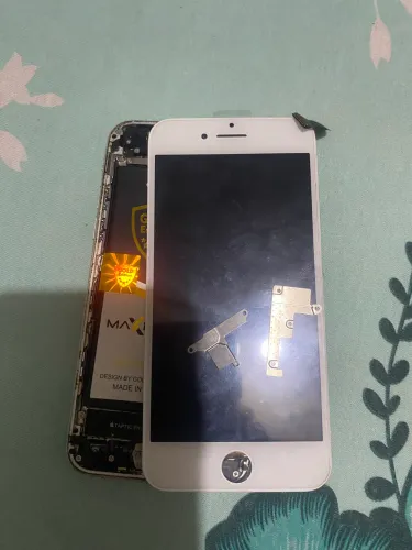 iPhone 8