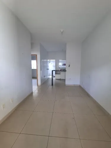 Casa a Venda - Ótima localização para morar ou investir