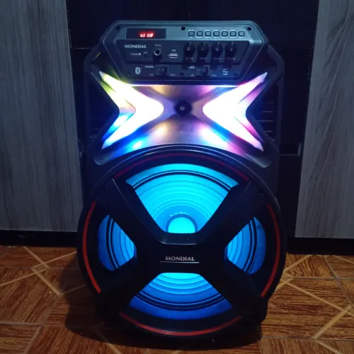 Caixa de Som Amplificada Mondial  400 w bivolt