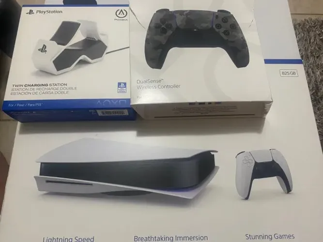 PS5 USA New Jersey 2 Controles + Carregador Novo