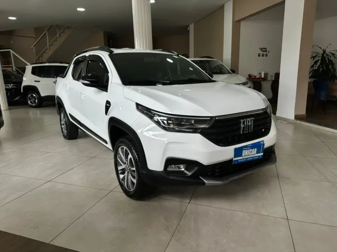 Fiat Strada Volcano 1.3 Flex 8V CD 2025