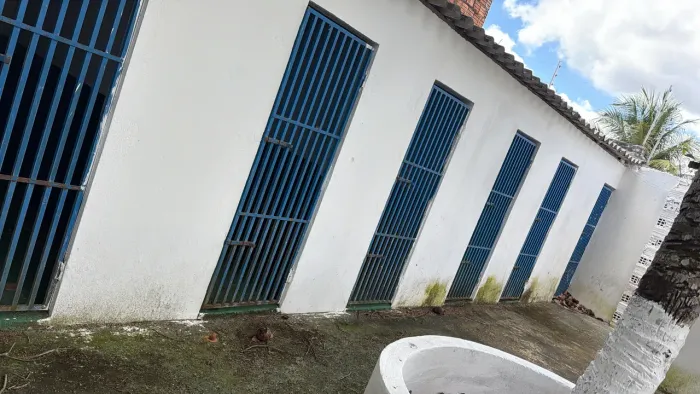 Porta de ferro