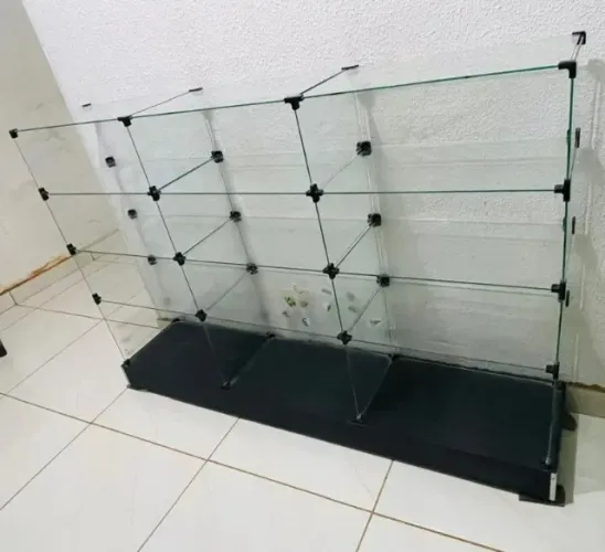 Estante Balcão Expositor de Vidro 12 Nichos