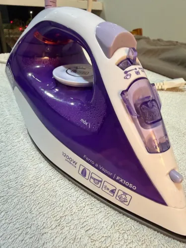 Ferro de Passar Roupa Black Decker - 110vtz