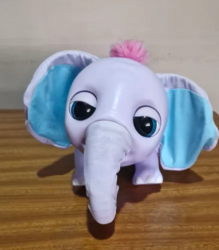 Pelúcia boneco Juno bebê elefante interativo funcionando 