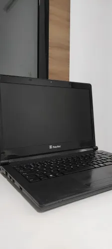Notebook Itautec AMD funcionando ok