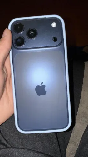 iPhone 17 pro 256gb