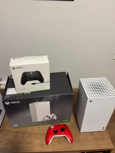 Xbox Series X + Controle Lacrado Original