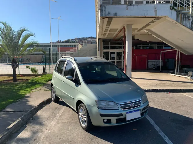 Fiat Idea ELX 1.4 MPI Fire Flex 8V 5P 2009