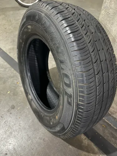 Vendo 4 pneus Dunlop 205 70 R14 - Raridade!