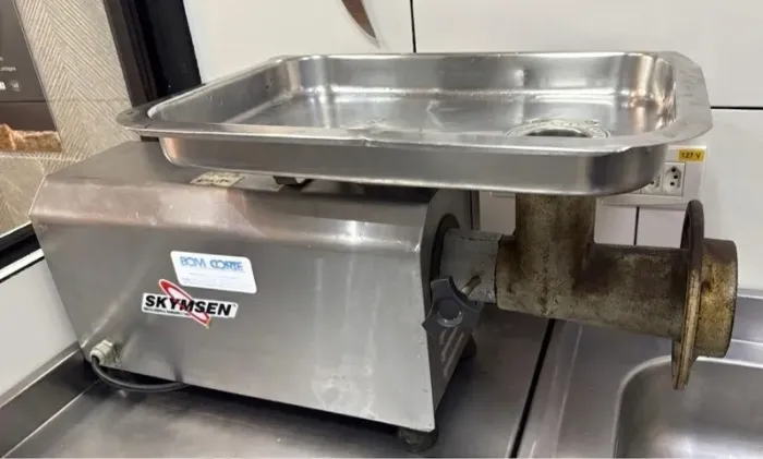MOEDORA DE CARNE SKYMSEN PSEE-22N - BOCA 22 INDUSTRIAL