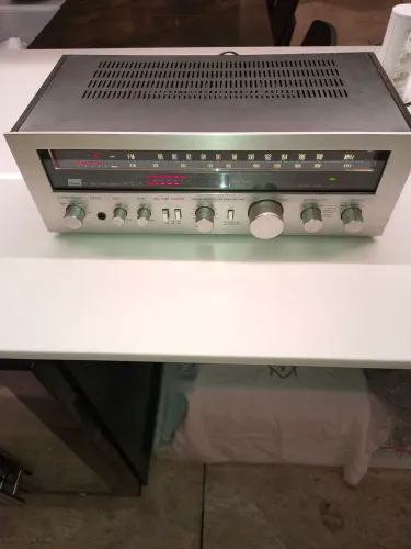 RECEIVER SANSUI R70