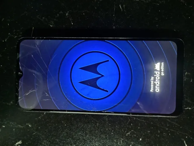 Moto e22