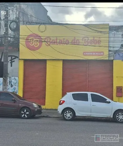 Calçada, excelente loja