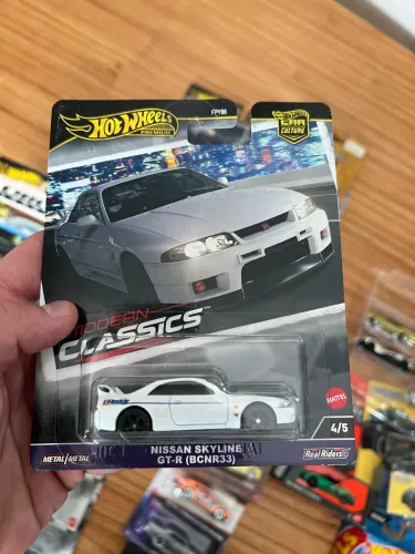 Hot Wheels Premium Car Culture Nissan Skyline