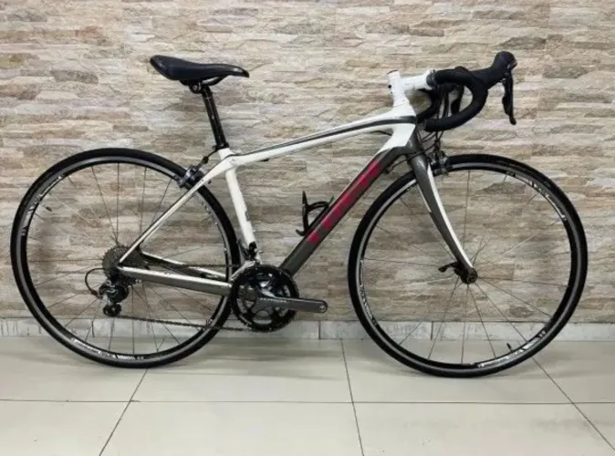 Trek Domane OCLV Carbon | Bike Speed | Ultegra 11v