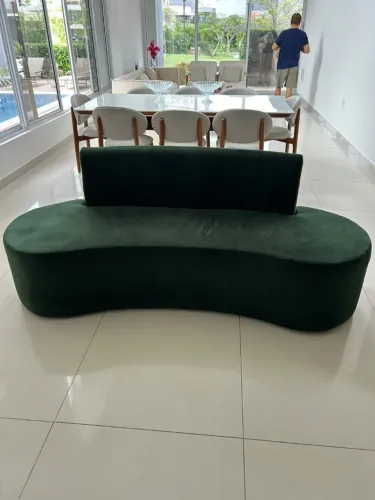 Sofá orgânico (05 meses de uso) seminovo