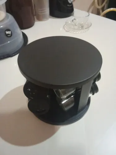 Vendo um porta tempero giratório novin faço entrega ho elegante