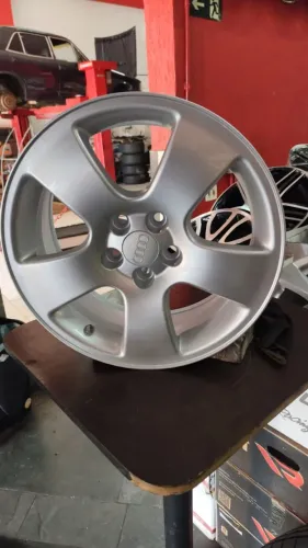 Jogo de Rodas Audi A3 Aro 16" 5x100 Prata brilhante e Semi Nova!!