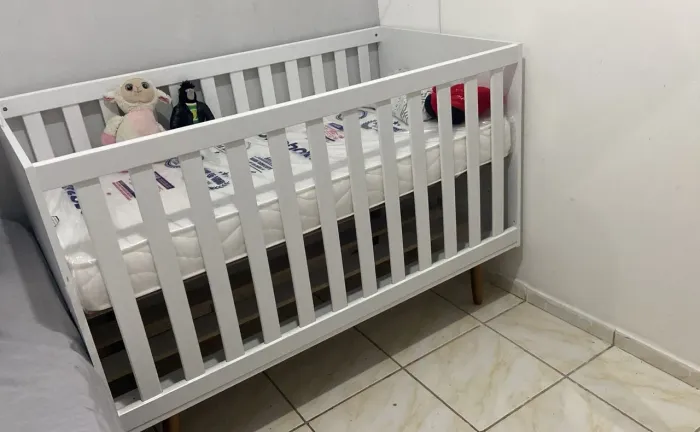 Berço com colchão