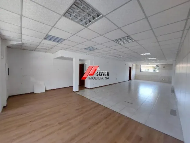 Sala Comercial para Alugar na Lagoa da Conceição em Florianópolis