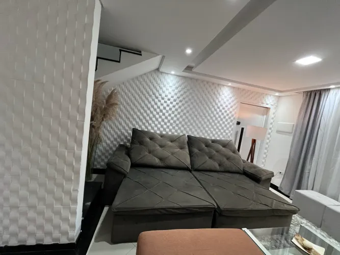 Sofá Retrátil e Reclinável semi novo