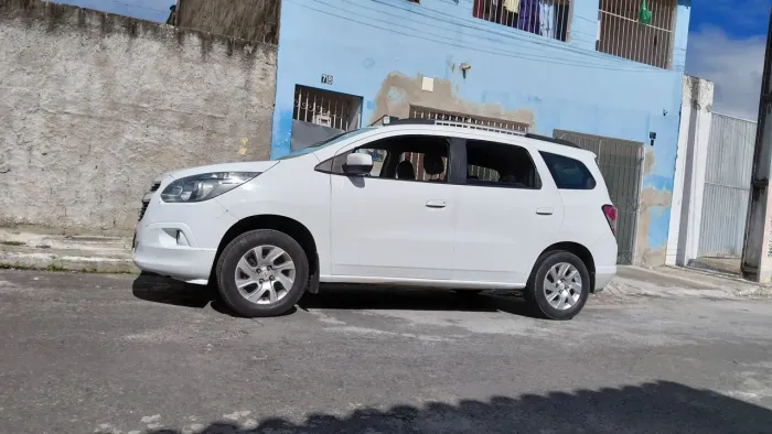 Chevrolet Spin LTZ 1.8 8V Econo.flex 5P Aut. 2016