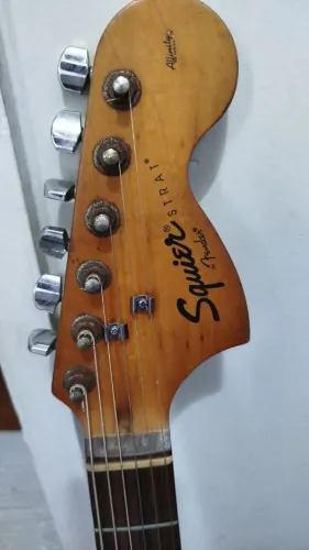 GUITARRA SQUIER STRAT AFFINITY