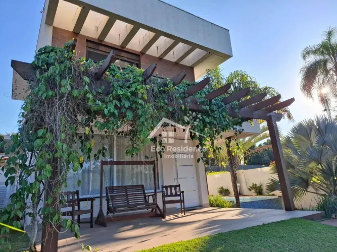Sobrado em frente ao Lago à venda, 230 m² por R$ 2.200.000 - Ninho Verde II - Pardinho/SP