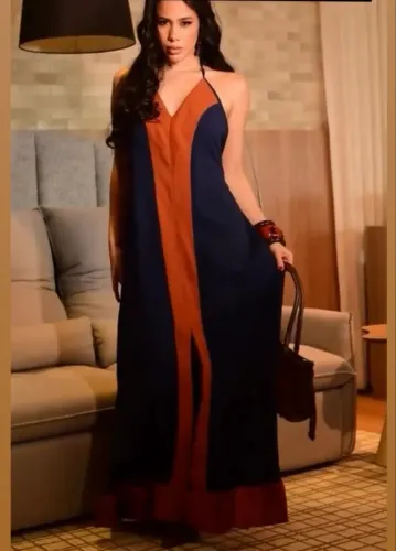 Vestido longo costa nuas