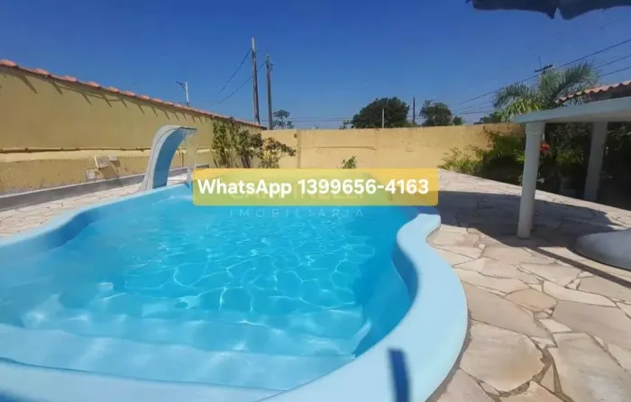 Casa com piscina na praia itanhaém SP a venda